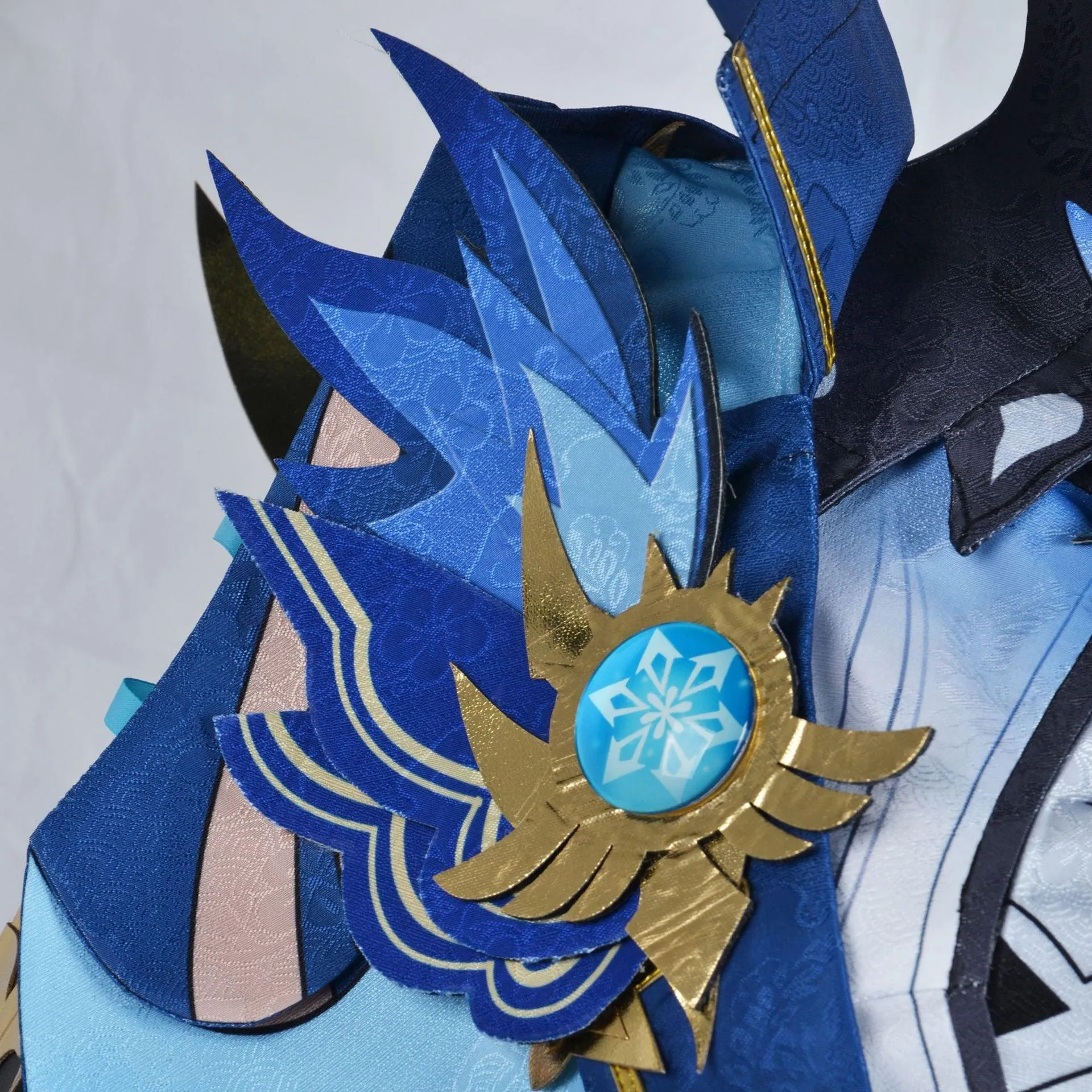 Genshin Impact Eula Cosplay Costume
