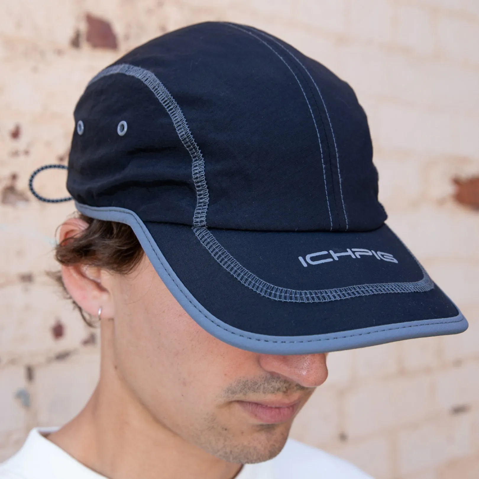 Ichpig Outline 4 Panel Cap Black
