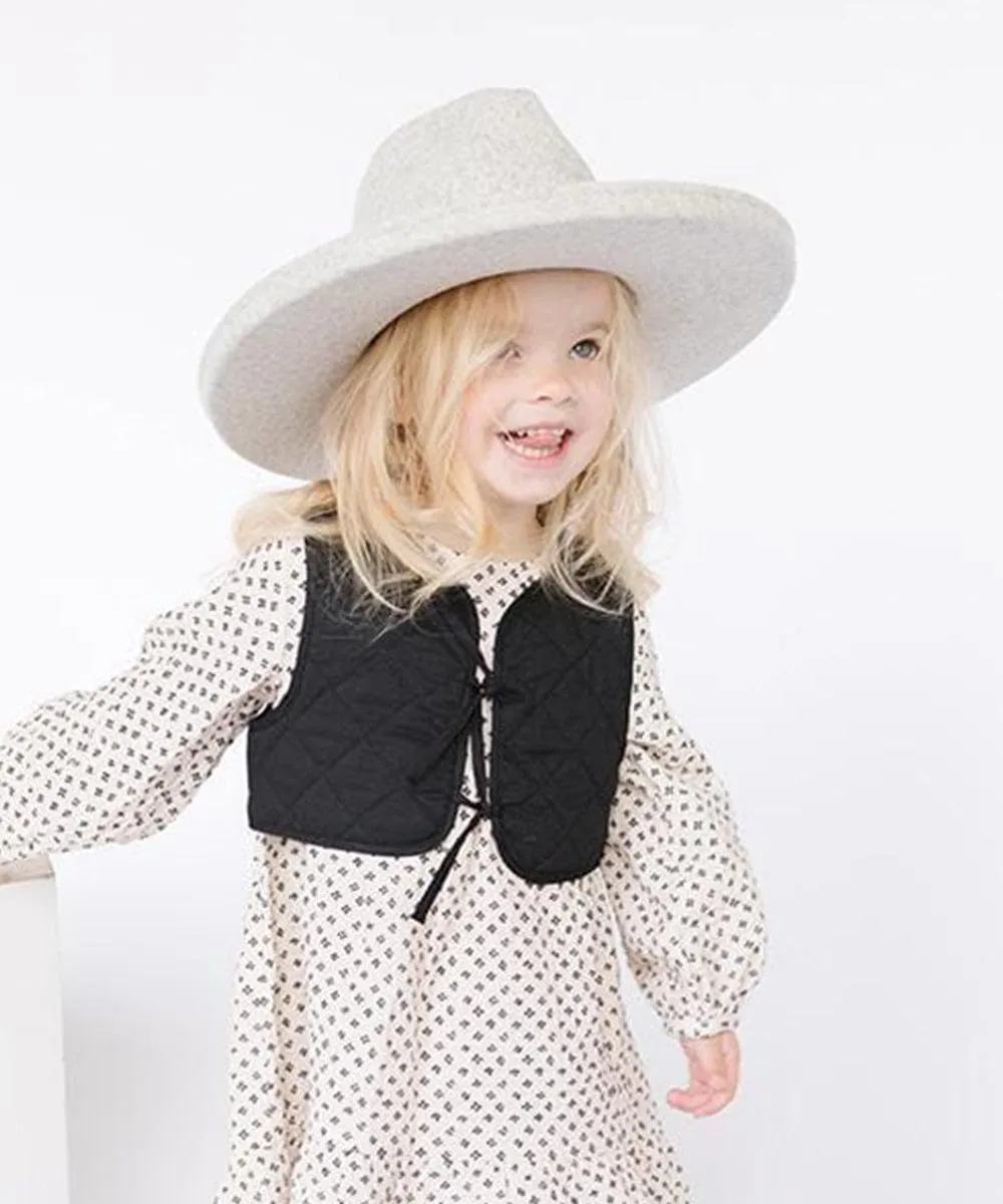 Kids Cara Loren Pencil Brim