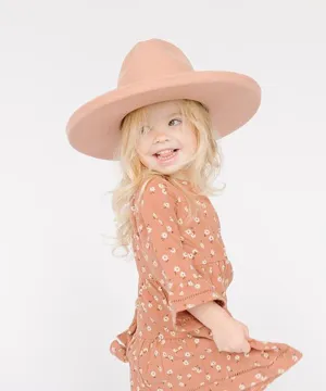 Kids Cara Loren Pencil Brim